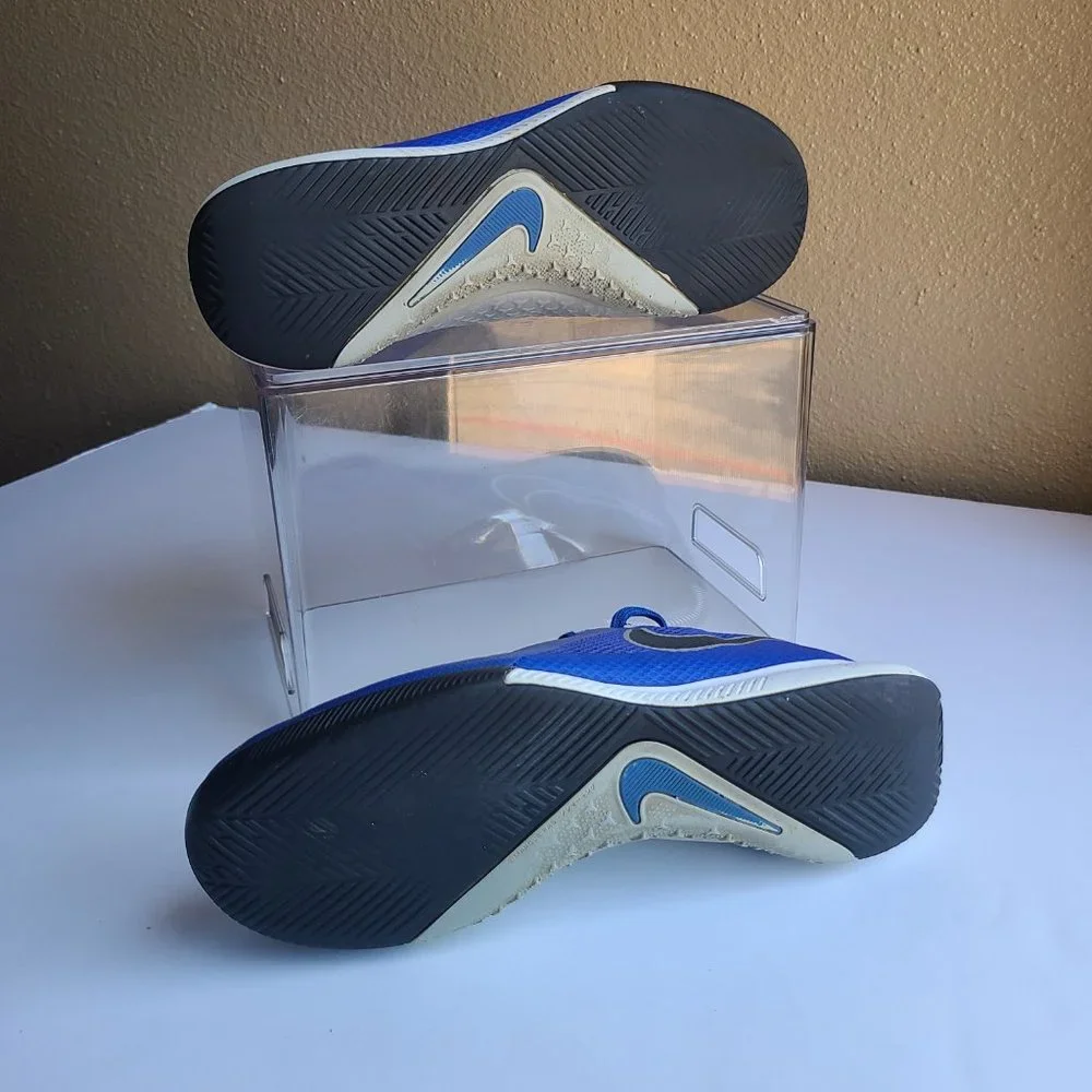Nike Junior Phantom Vision Academy IC indoor Soccer big kids Size 6Y
